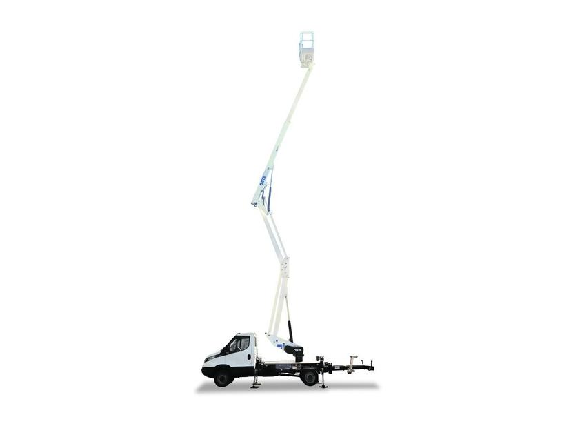 Plataforma sobre camión articulada CTE ZED 20.4 HN IVE FIB AIS
