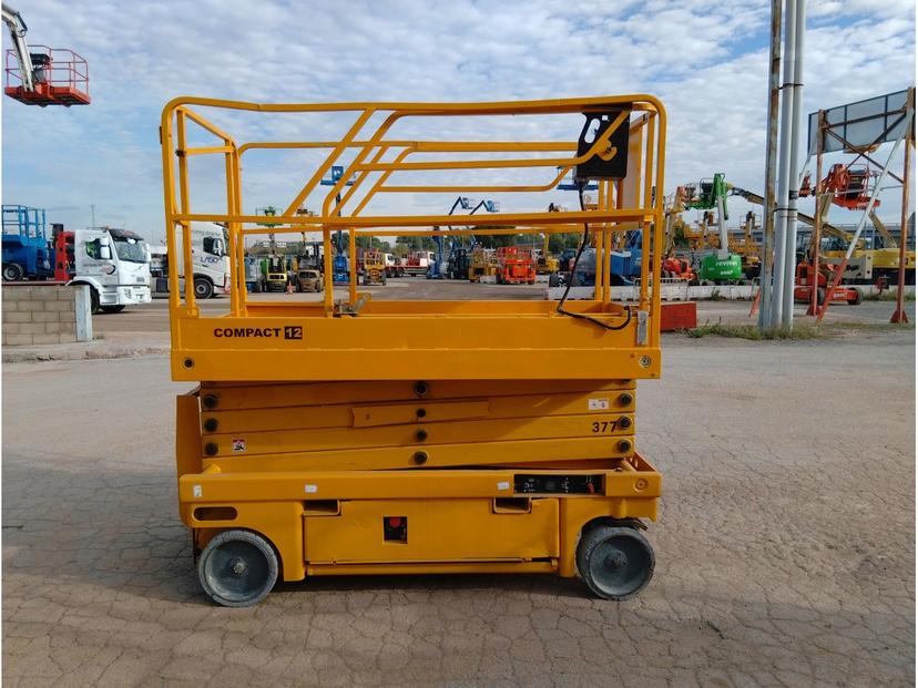 Plataforma tijera eléctrica 12M HAULOTTE COMPACT 12