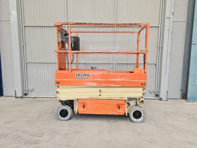 Plataforma Tijera Eléctrica 8M JLG 1930ES