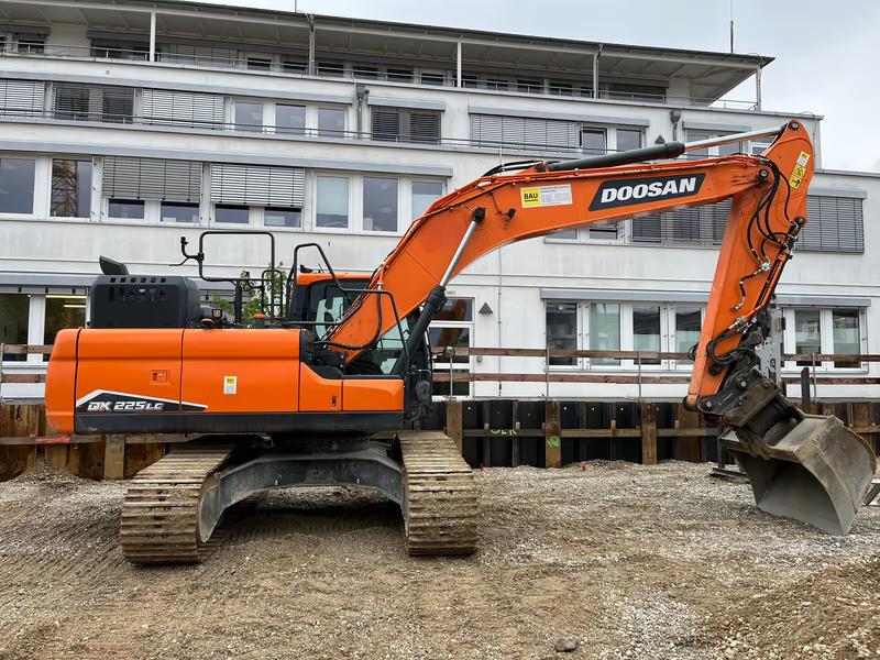 Excavadora Doosan DX 225 LC-7 TOPCON 